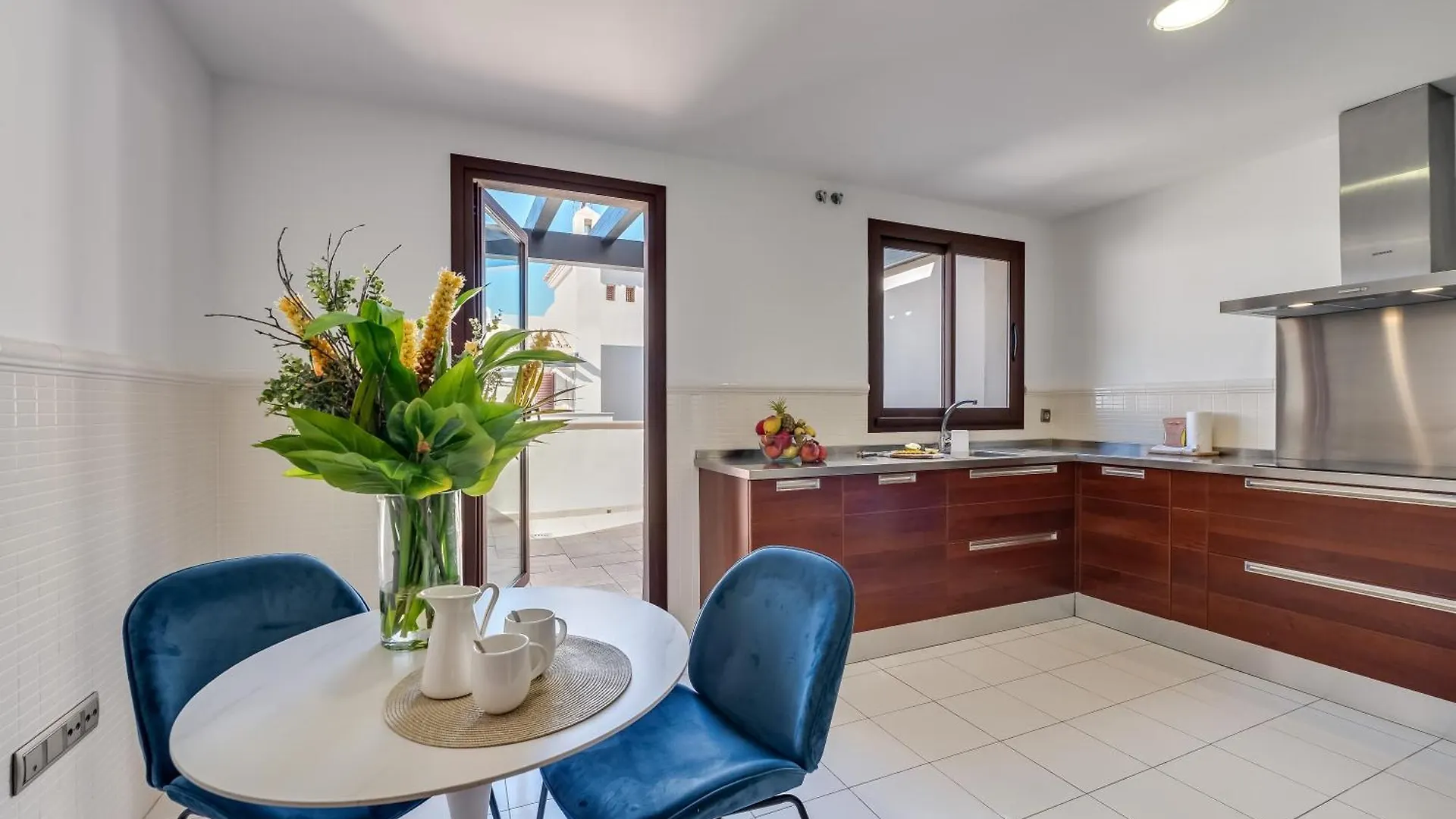 Vacation Marbella I The Sovereign Penthouse, Large Communal Pool, 24H Security, 5Min To Puerto Banus Διαμέρισμα
